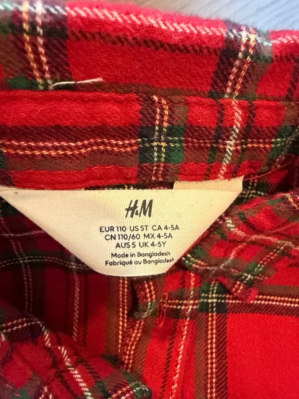 Amazon Essentials / Old Navy Kids Plaid Flannel Shirts Size 4 and 5 - C39-029
